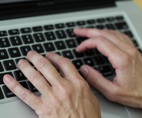Les déclarations sociales simplifiées grâce à Net-entreprises